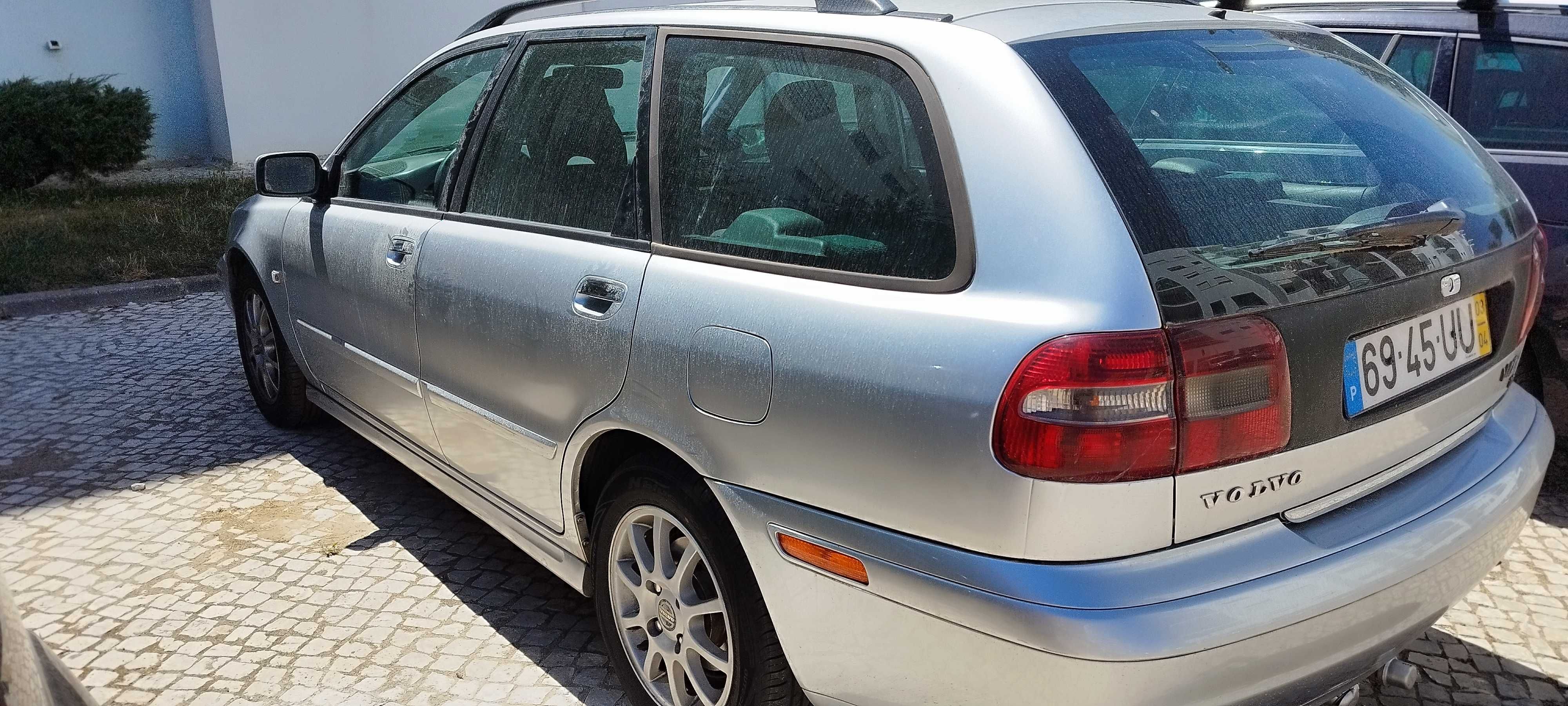volvo v40 2003 cinza