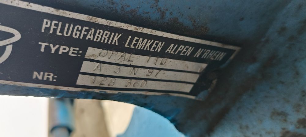 Продам плуг оборотний Lemken opal 110 3+1