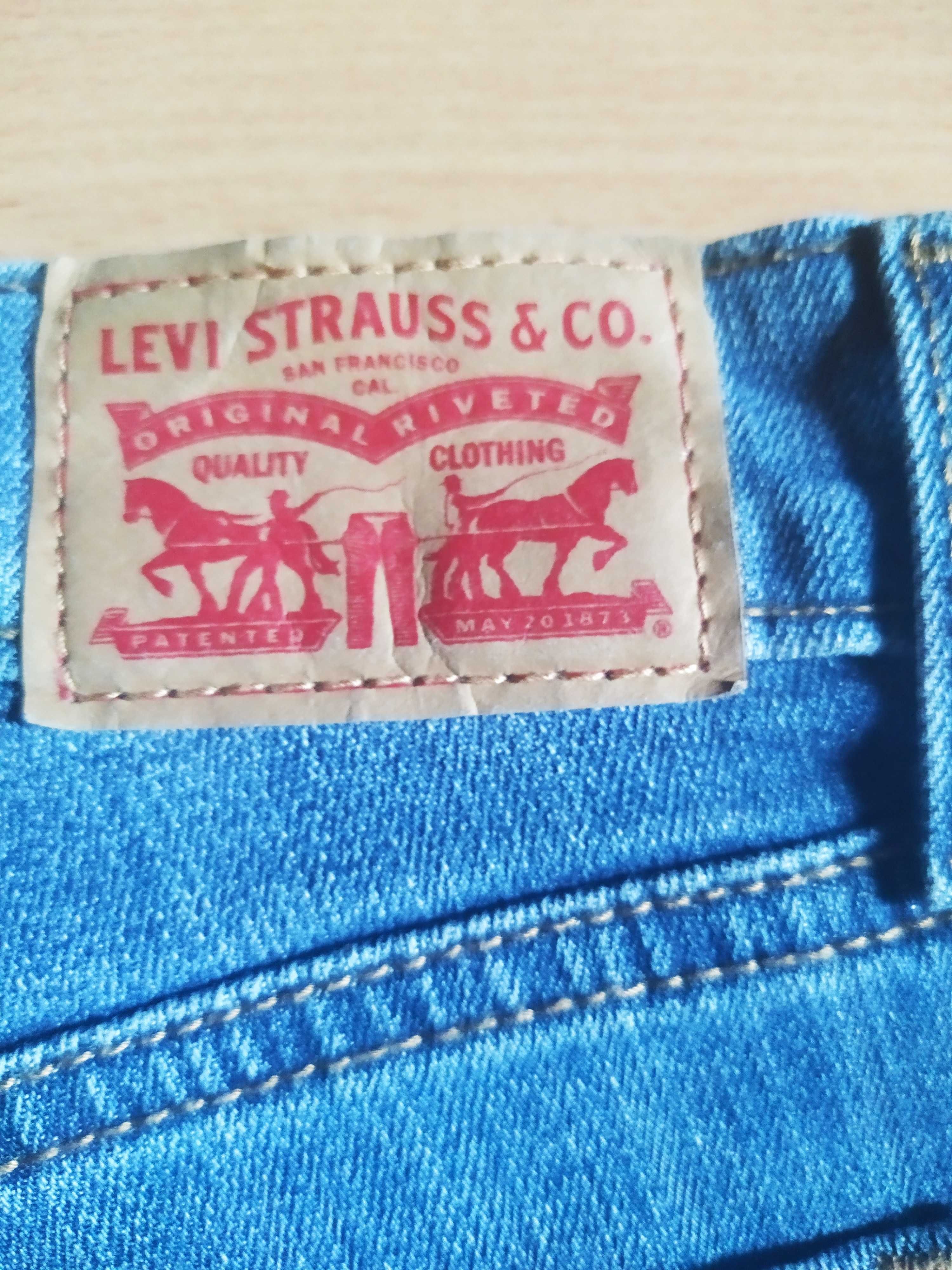 Levis krótkie  spodenki  szorty dzinsowe 27 jak nowe