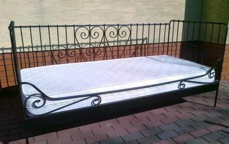 łóżko metalowe  ikea
