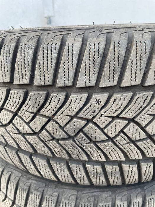 Продам зимову резину Goodyear Ultragrip Perfomance 225/40 R18