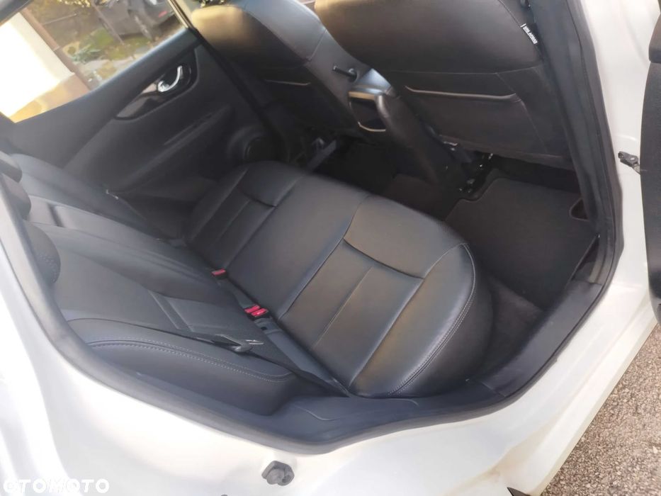 Nissan Qashqai      2016