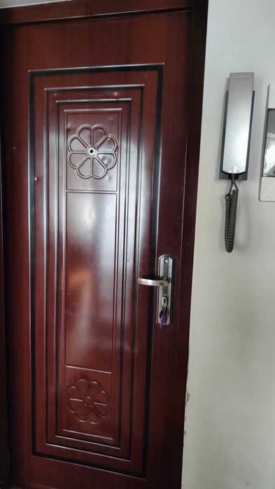 Продаж 2 кім.кв вул. Мазепи (початок), 3/9 цегла.