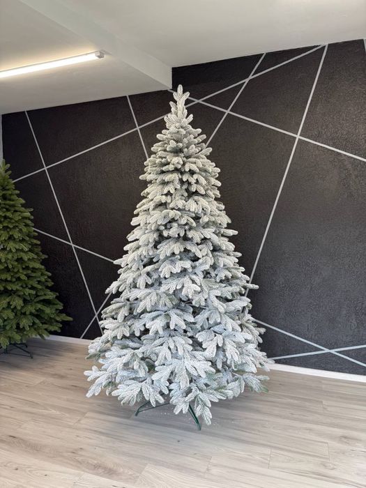 Засніжена ялинка 2.20