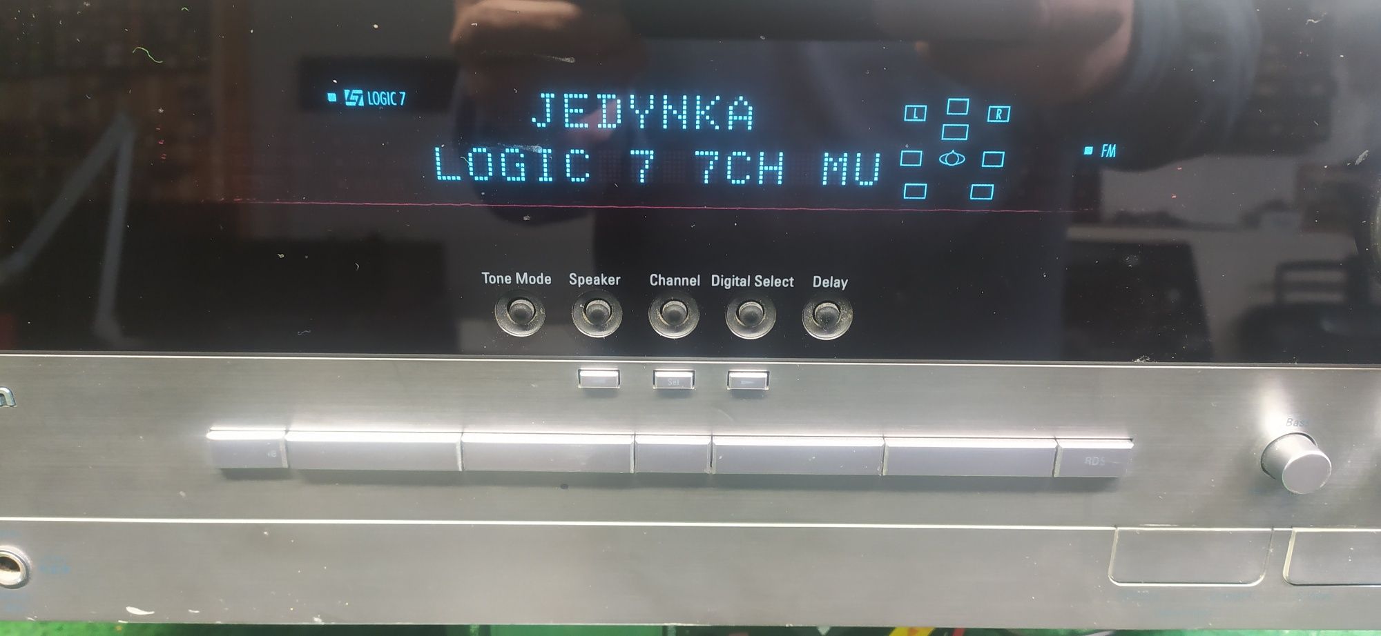 Amplituner  Harman Kardon AVR335