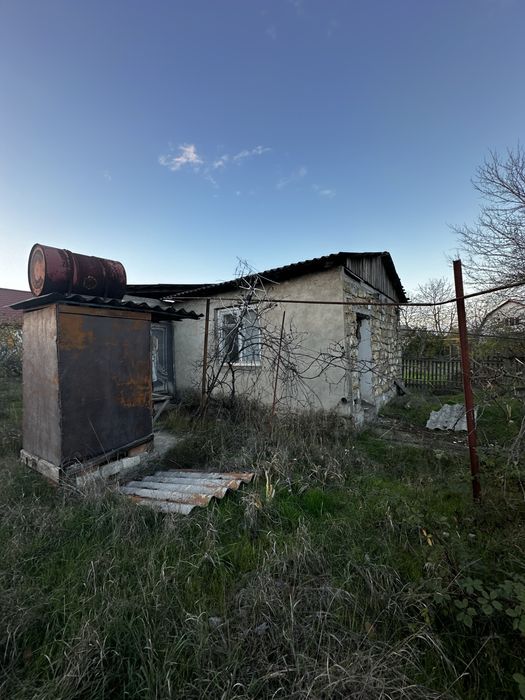 Дача з гарним розташуванням