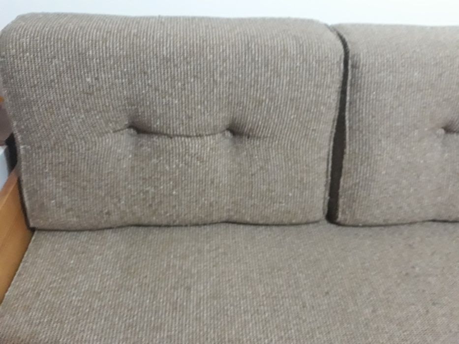 Sofa/ cama com gavetão para outra cama