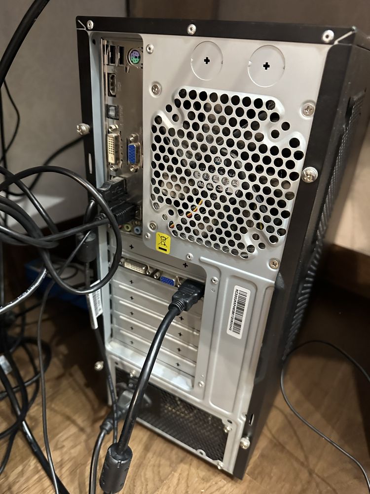 Домашній комп'ютер Intel I5 GeForce GT440 SSD