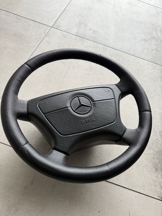 Vendo volante mercedes em pele