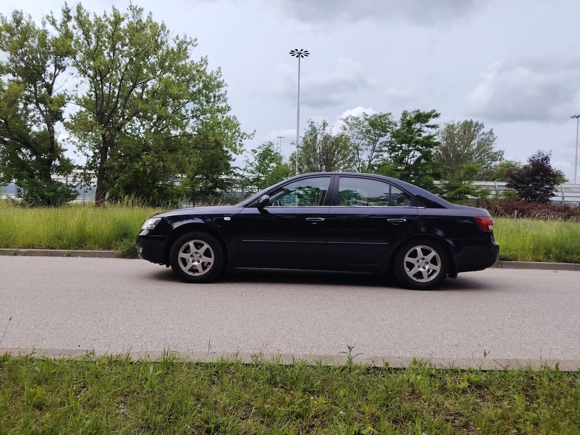 Hyundai Sonata 2007r.  2.4 + LPG - super stan