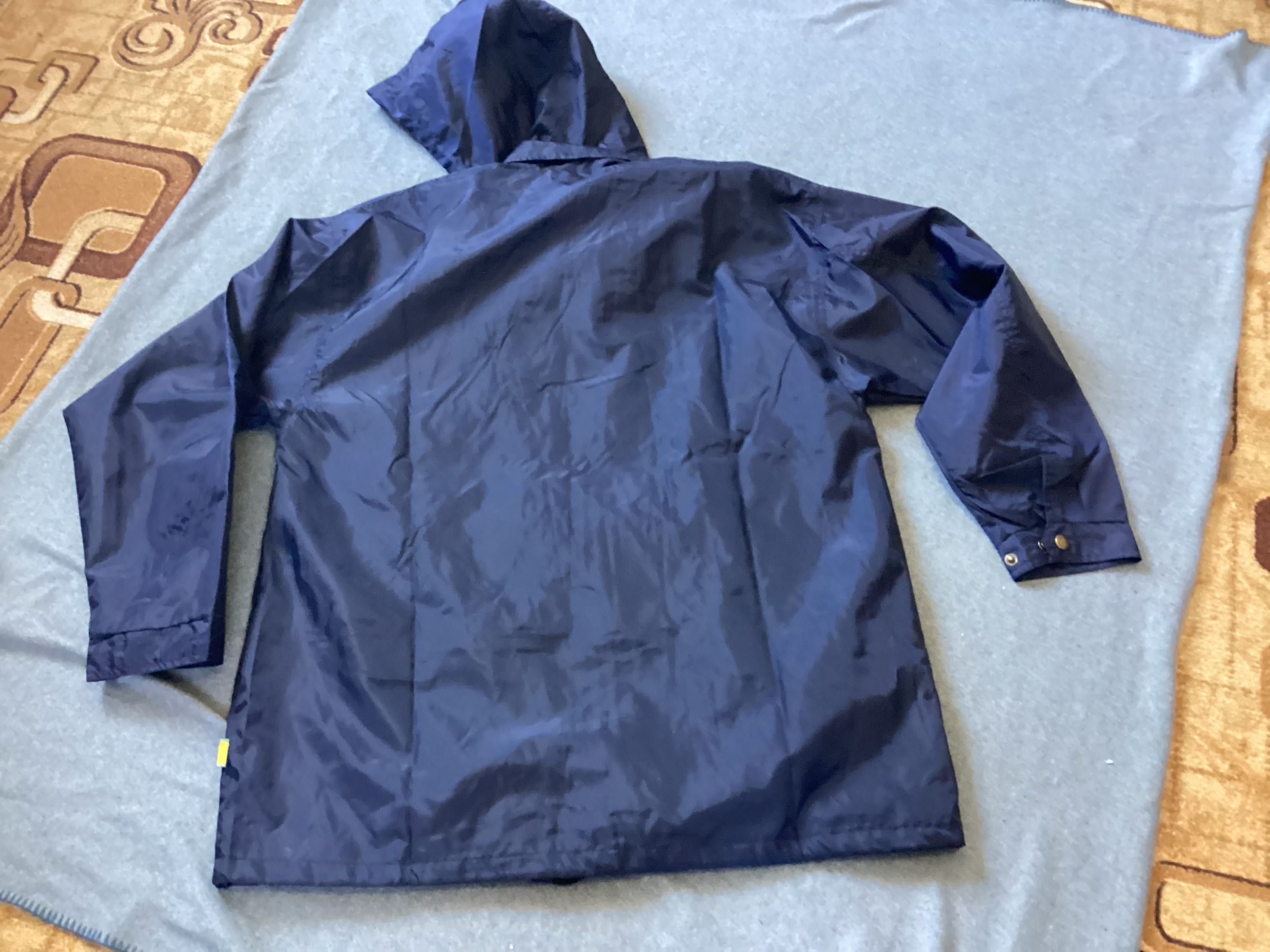 Куртка ветровка мужская фирма Essential, Santino размер L, XL
