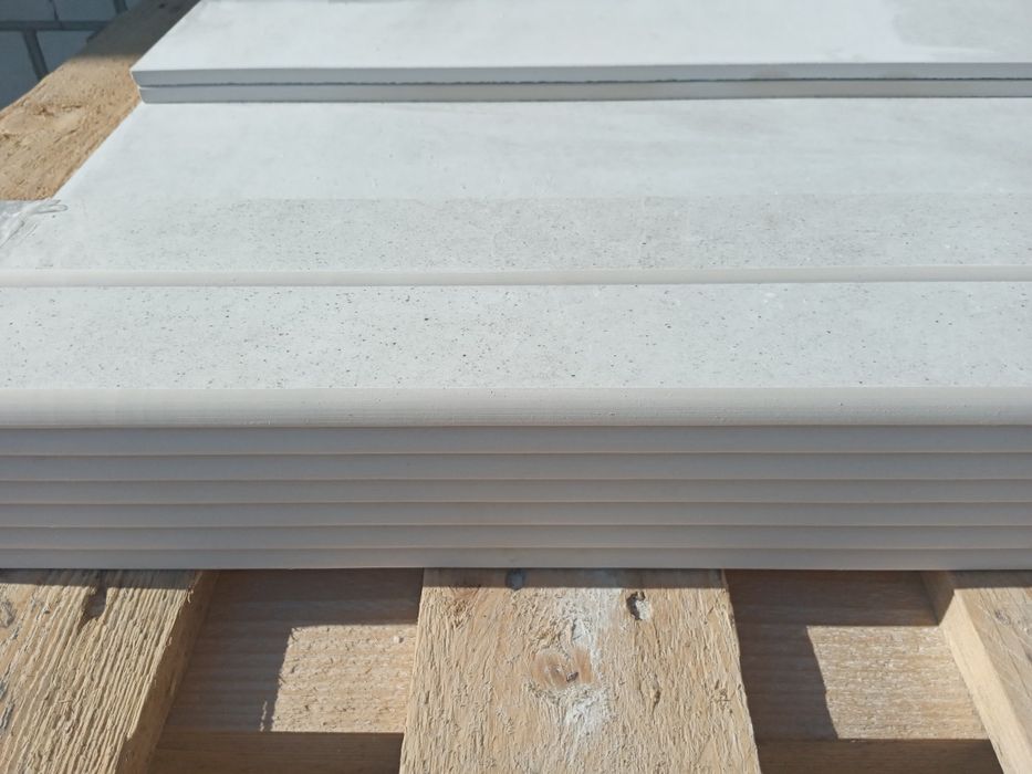 Порізка керамічної плитки,, керамограніту.
-Заріз під кутом 45`
-