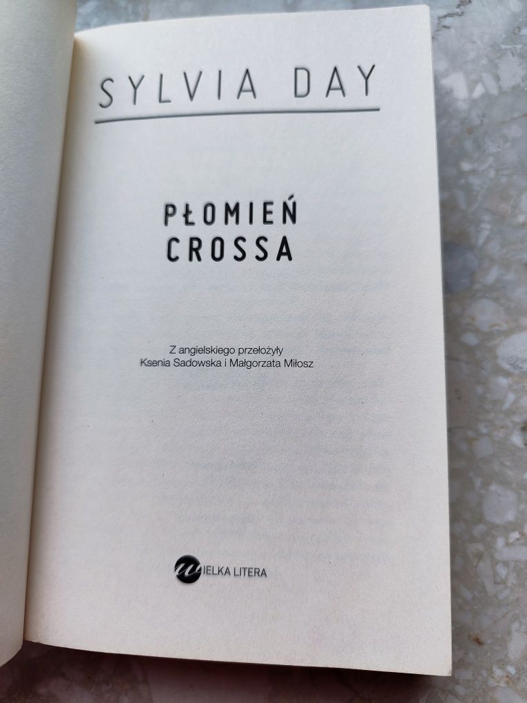 Płomień Crossa Sylwia Day