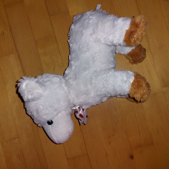 Owieczka maskotka biała 25cm
