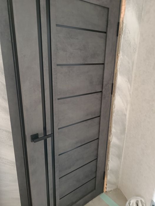 Двери межкомнатные б/у в новом состоянии