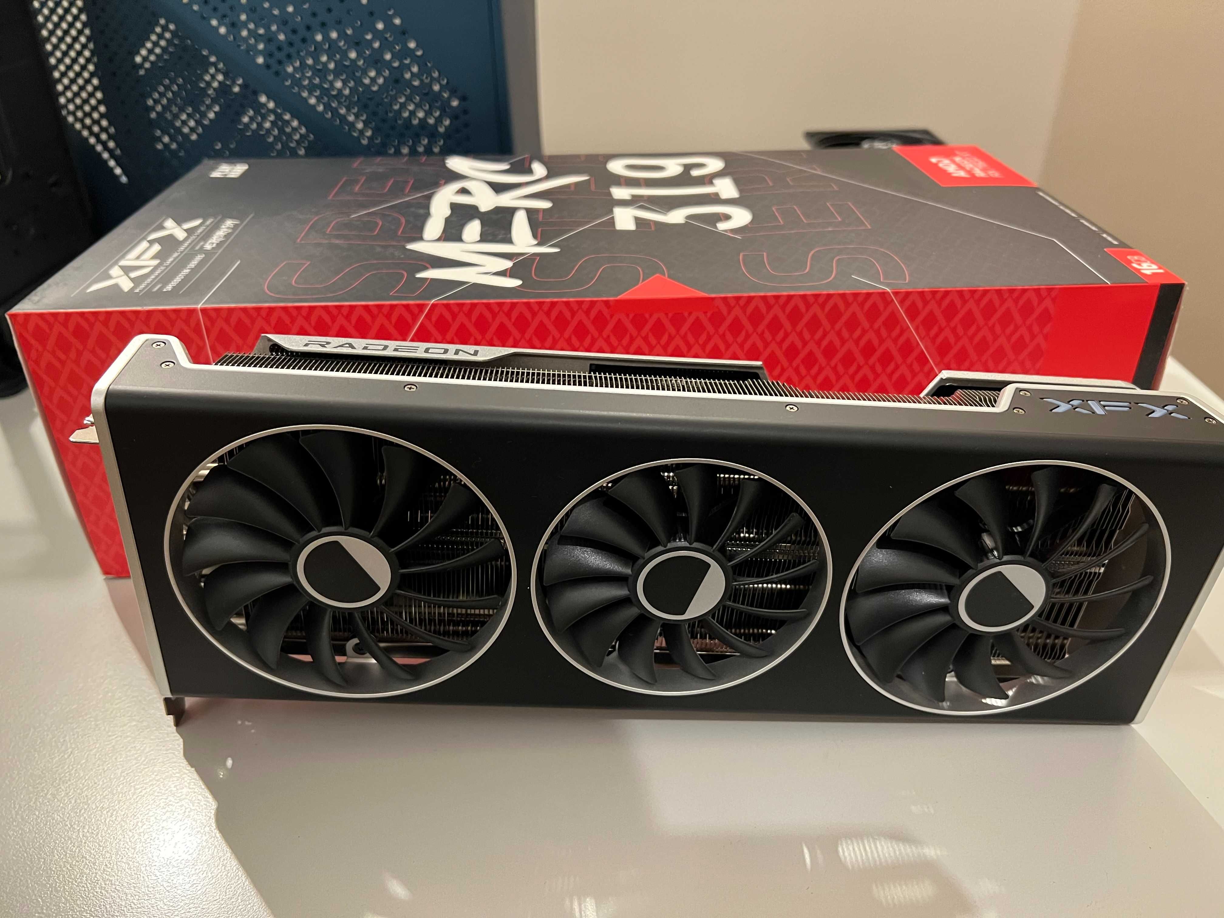 Karta graficzna Radeon RX 7800 XT MERC 319 Black Edition 16GB GDDR6