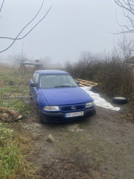 Продам Опель Астра f на ходу