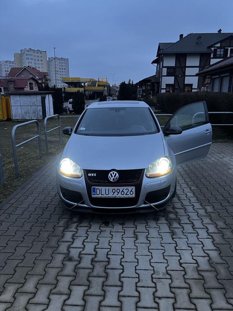 Volkswagen Golf V GTI