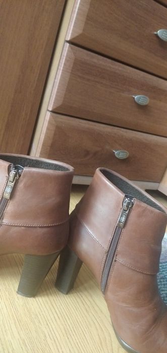 Botki skórzane Lasocki