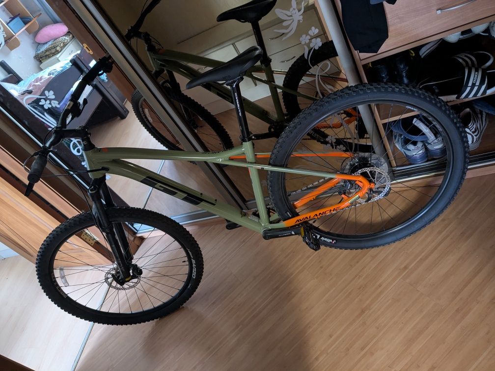 Велосипед GT Avalanche Elite