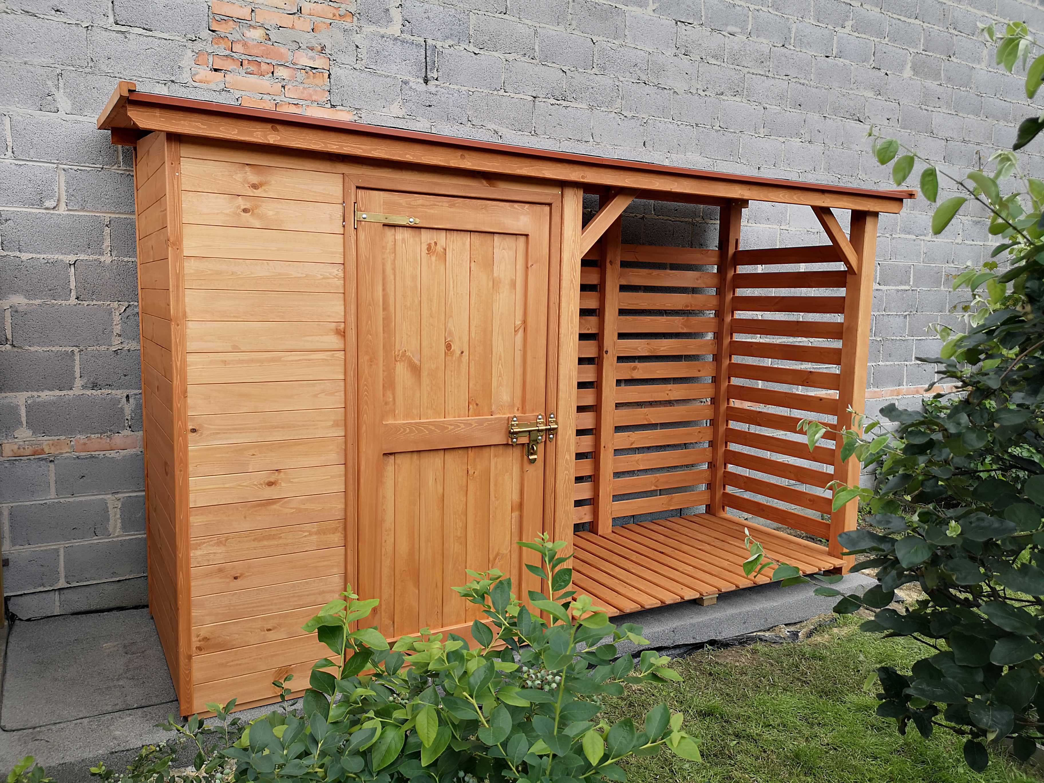Drewutnia 2 x 1,1m + domek narzędziowy 1,5 x 1,1m z dachem prostym