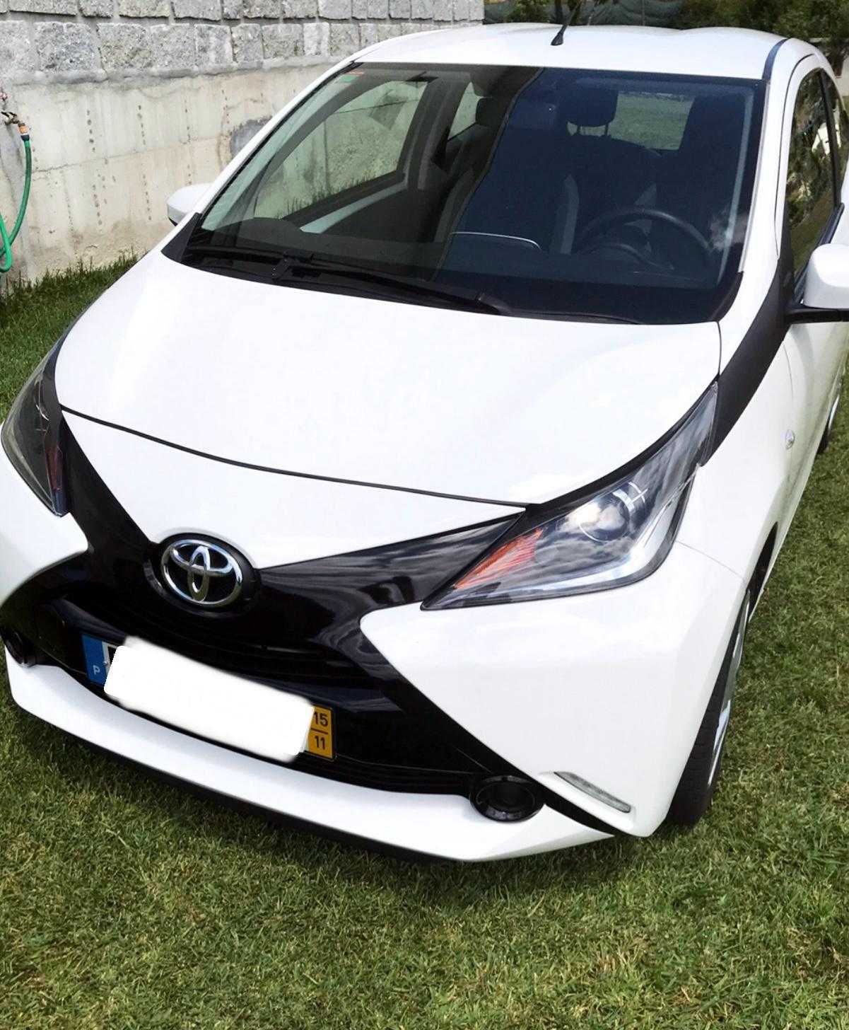 Toyota Aygo 1.0 X-Play 2015/11 - Gasolina