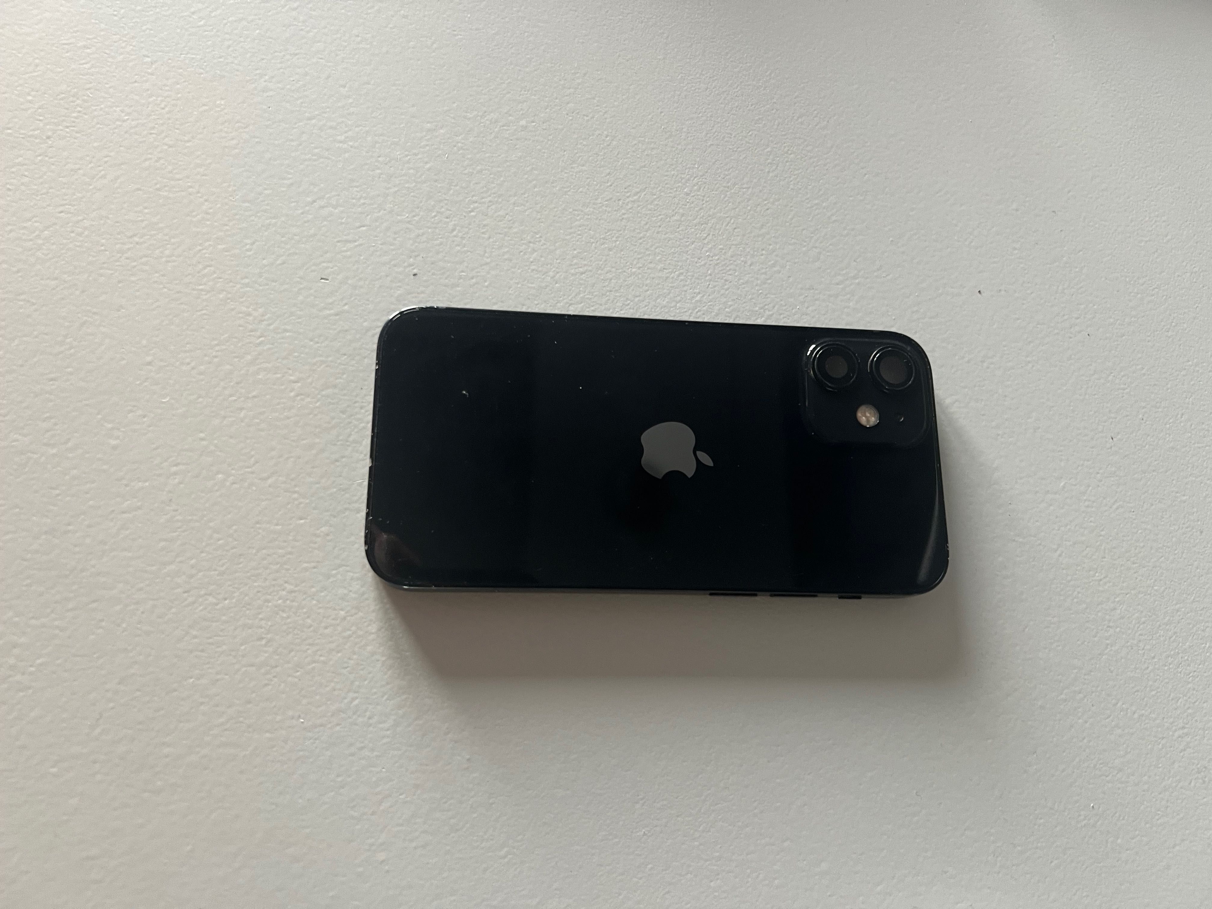 iPhone 12 mini para peças (sem placa)