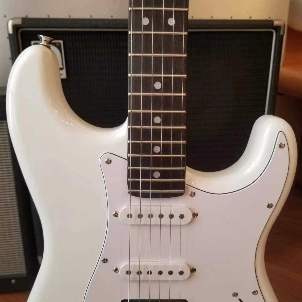 AURIGA A 100 VW Stratocaster Gitara Elektryczna