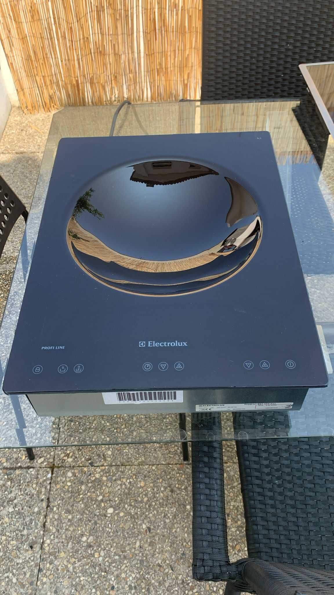 Placa Electrolux profi line Wok