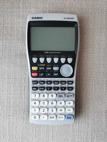 máquina de calcular Casio fx-9860GII