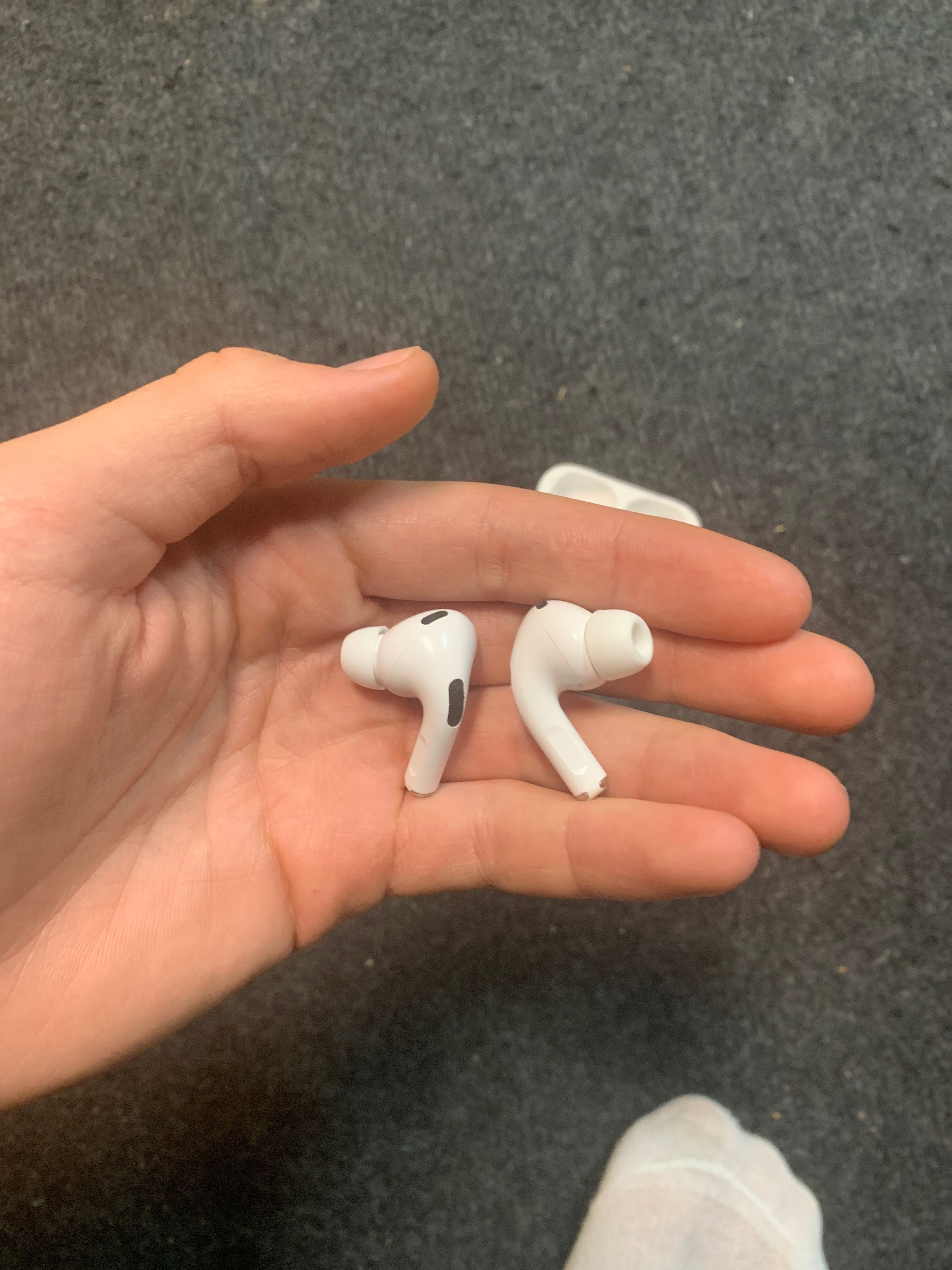 AirPods2 dobrze działa dzwonić
