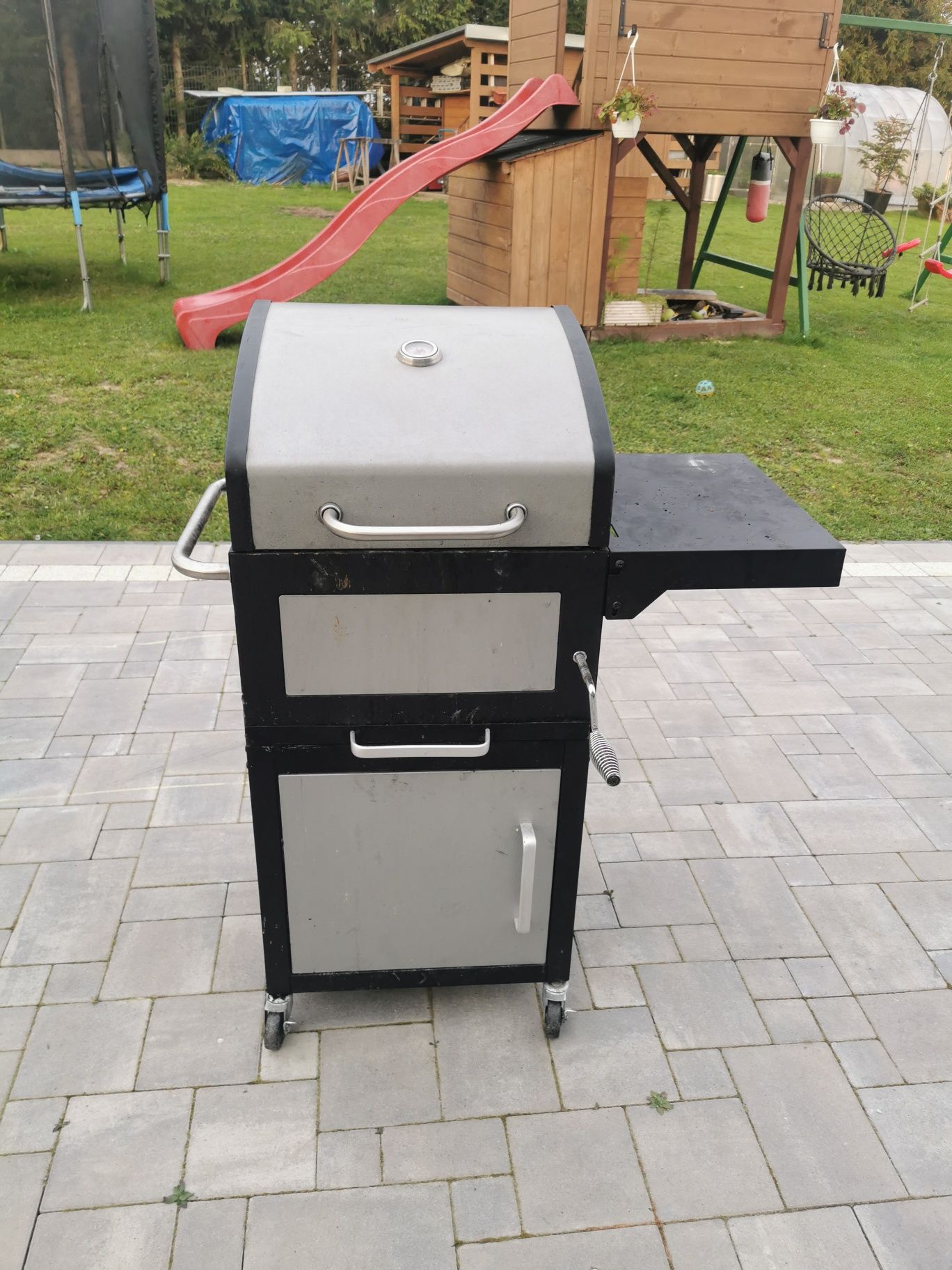 Grill węglowy. GRILL CHEF