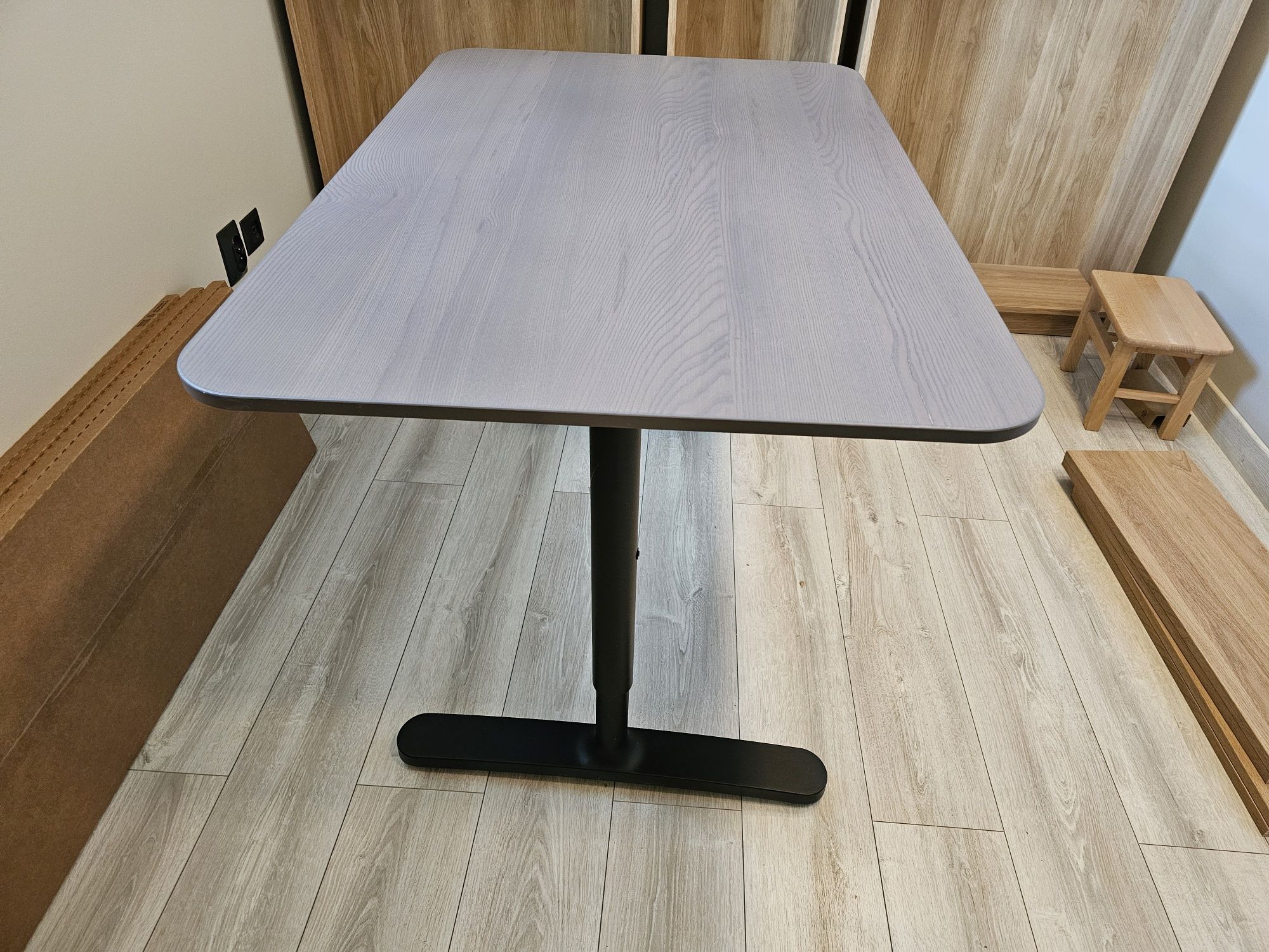 Biurko Ikea Bekant