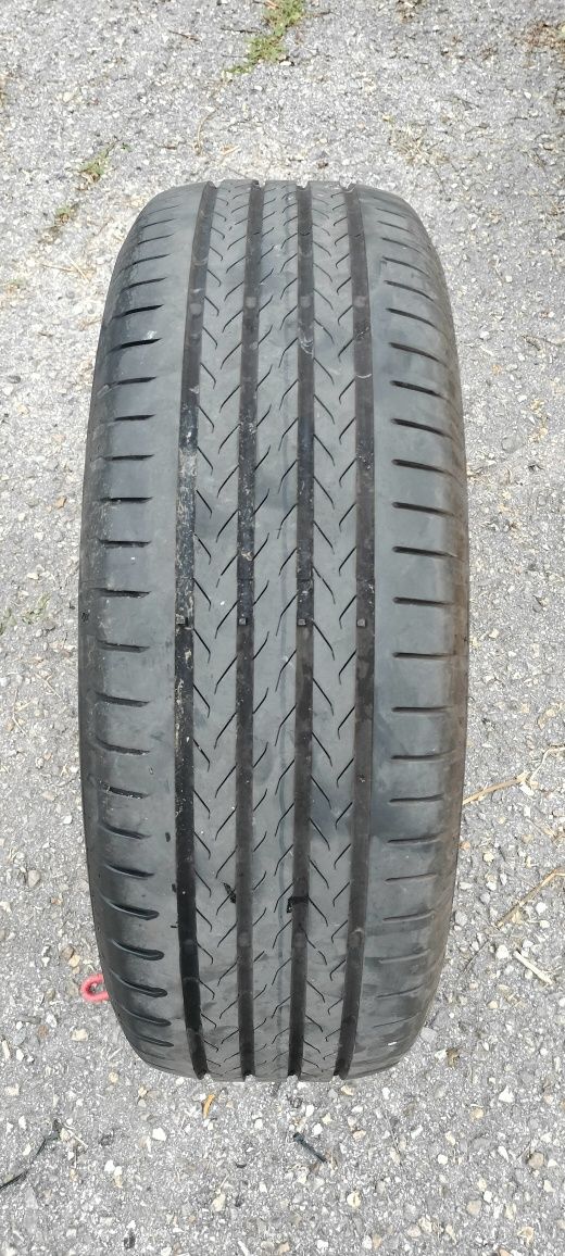 Pneu continental 215/60 R17