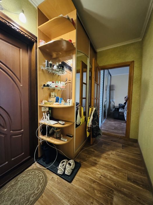 2-х кімнатна р-н Ювілейного!