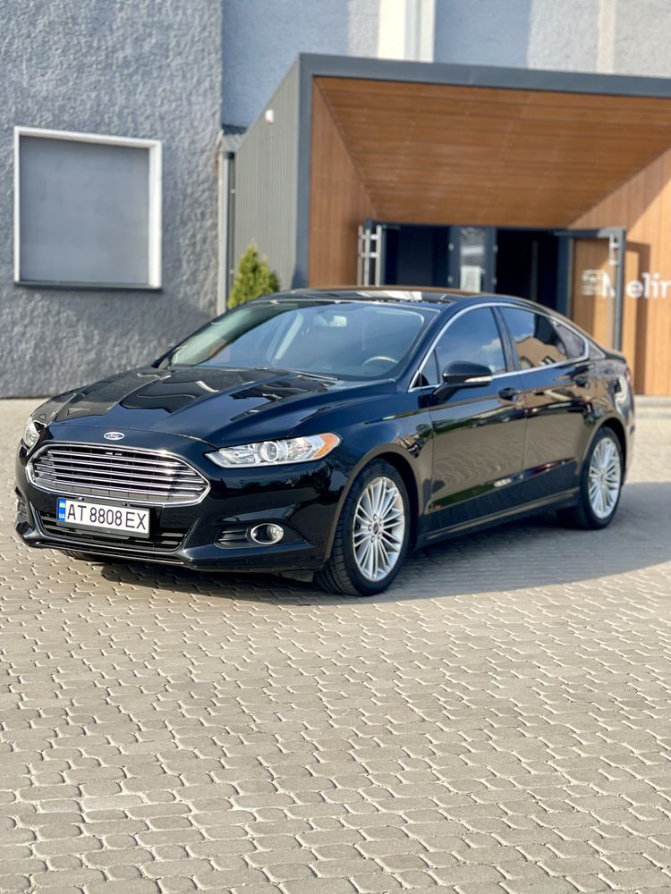 Ford Fusion / 2015 / 4x4 / Автомат