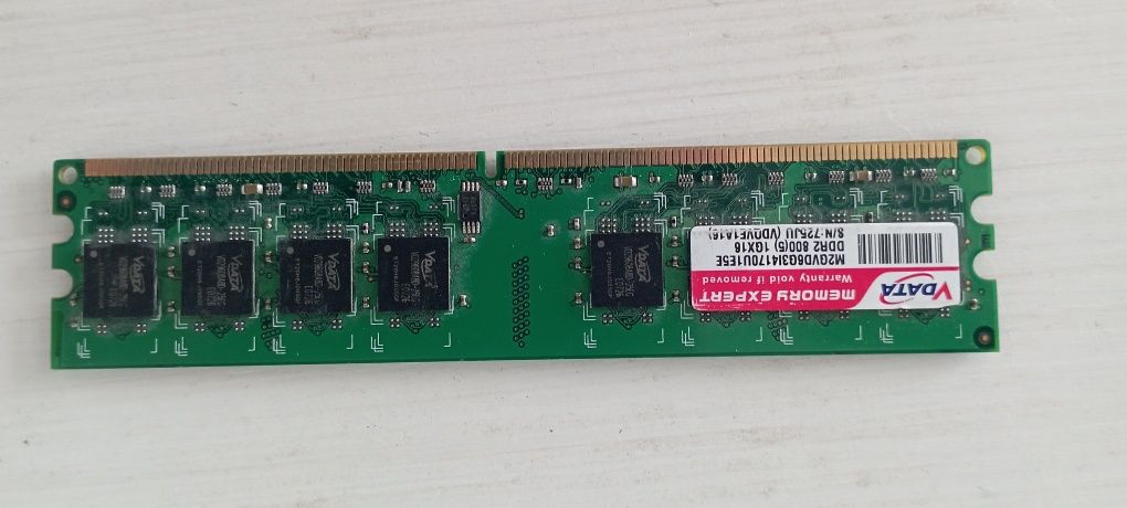 Пам'ять для комп'ютера 1 Gb DDR 2