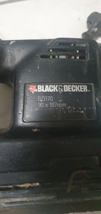 Lixadora Black &Dacker BD170-90x187mm