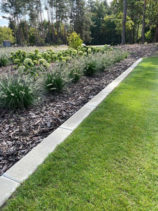 Obrzeże trawnikowe z betonu 25x80x4 cm, obrzeże ogrodowe proste