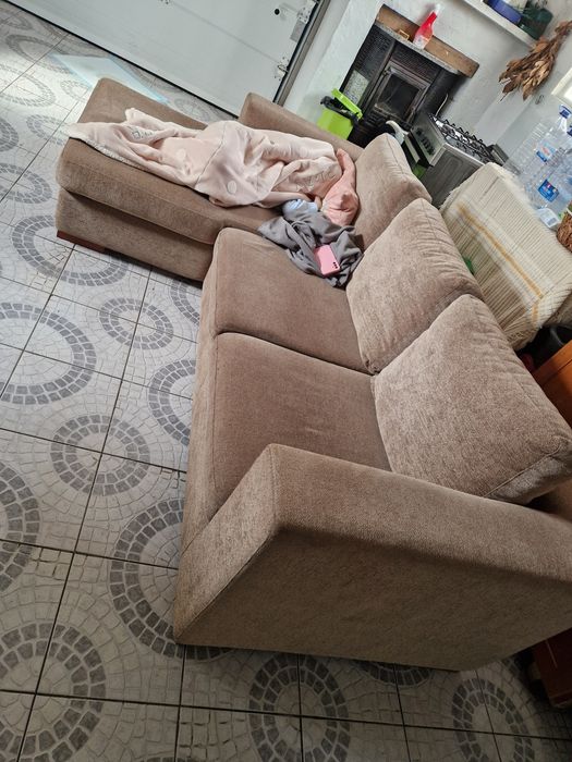 Sofa rigorosamente novo