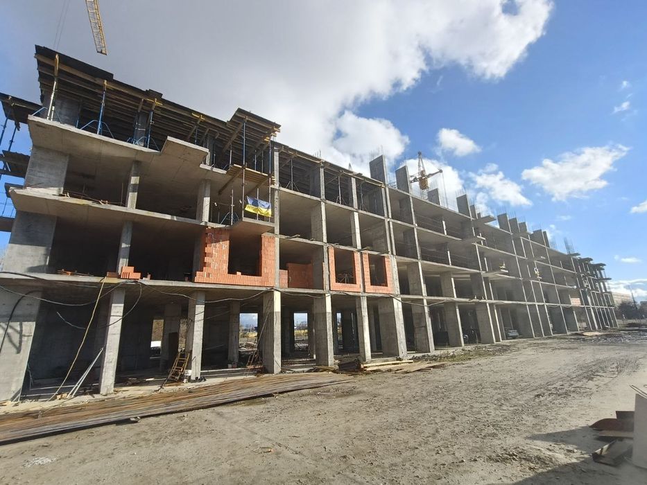 Продаж трикімнатної квартири в новобудові!