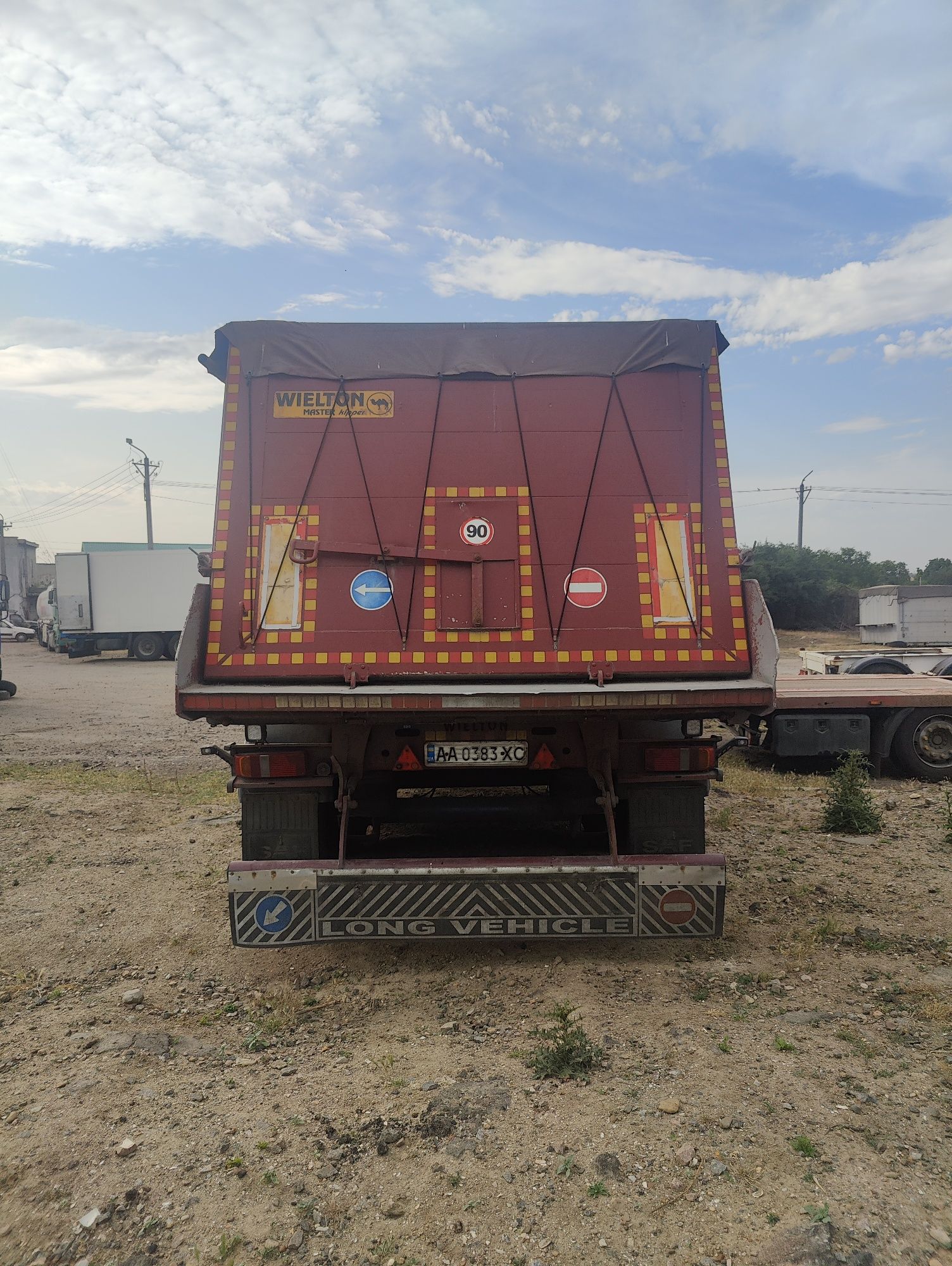 Самосвал зерновоз Wielton
