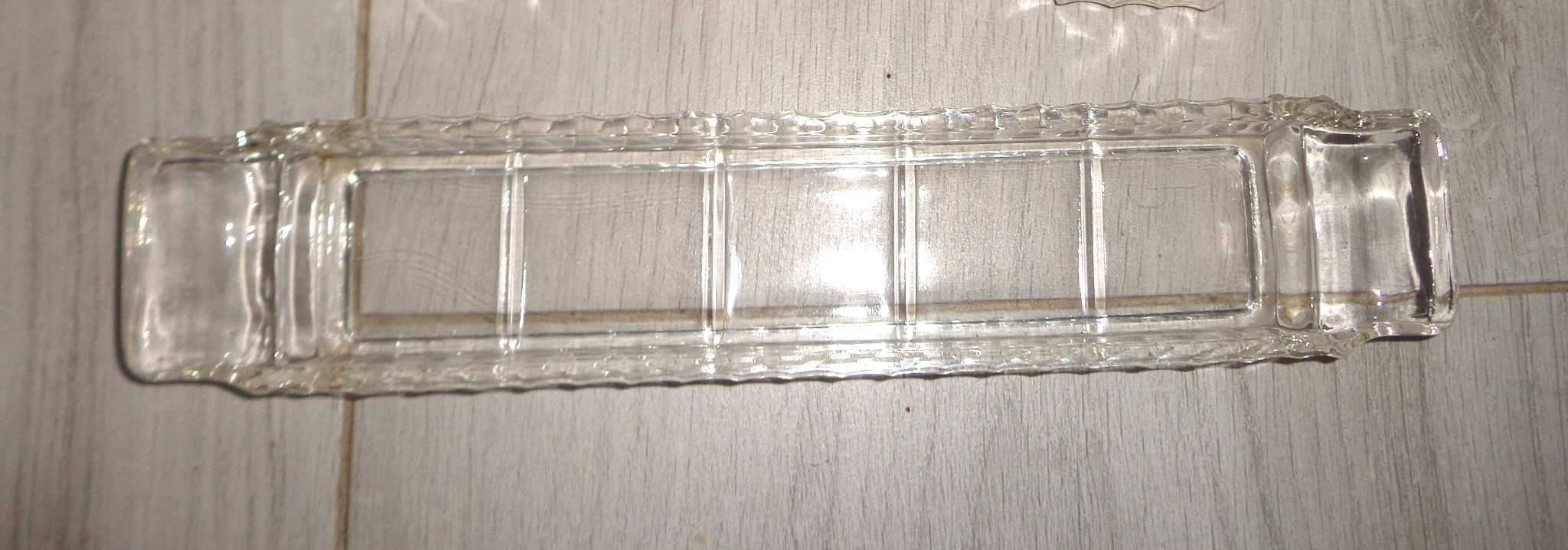 Środek stołu - zestaw szklany do przypraw- lata 70 XXw.