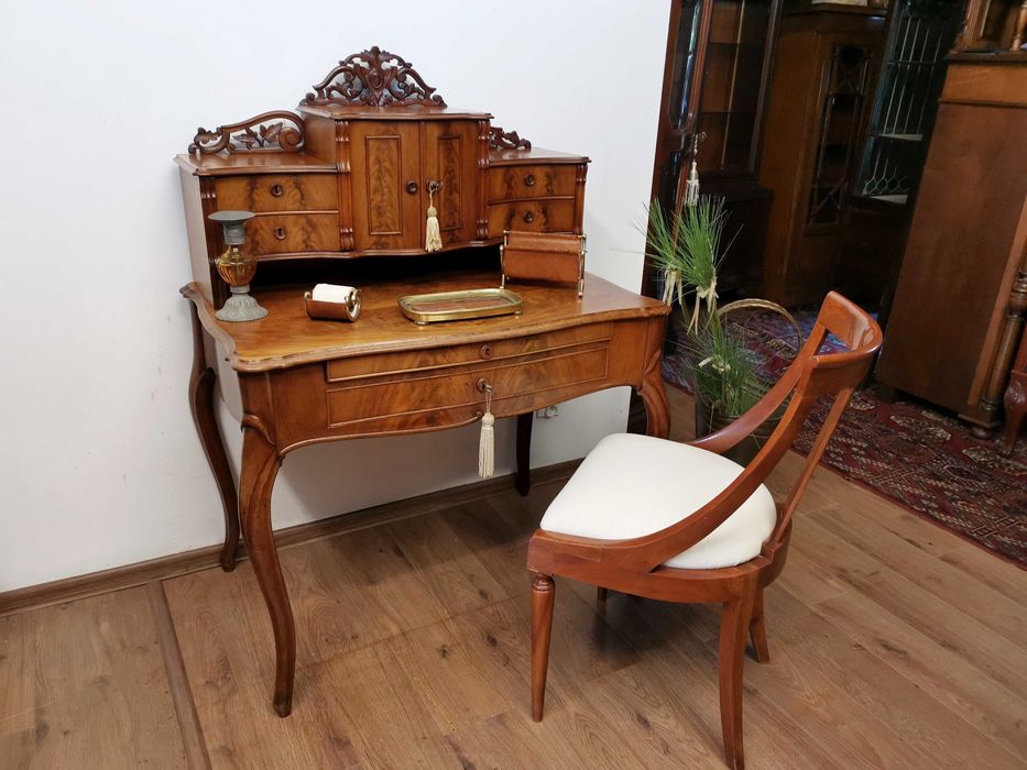 Ludwikowskie biurko toaletka  z szufladami  744/2025