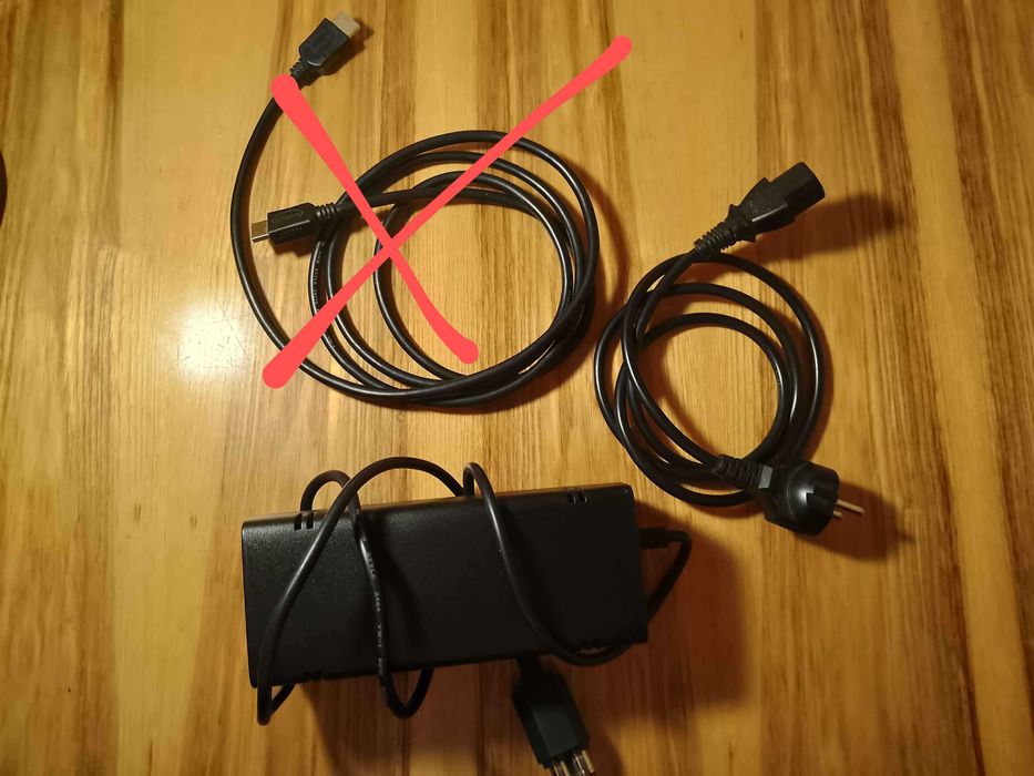 Xbox 360 та купу игр на ньому