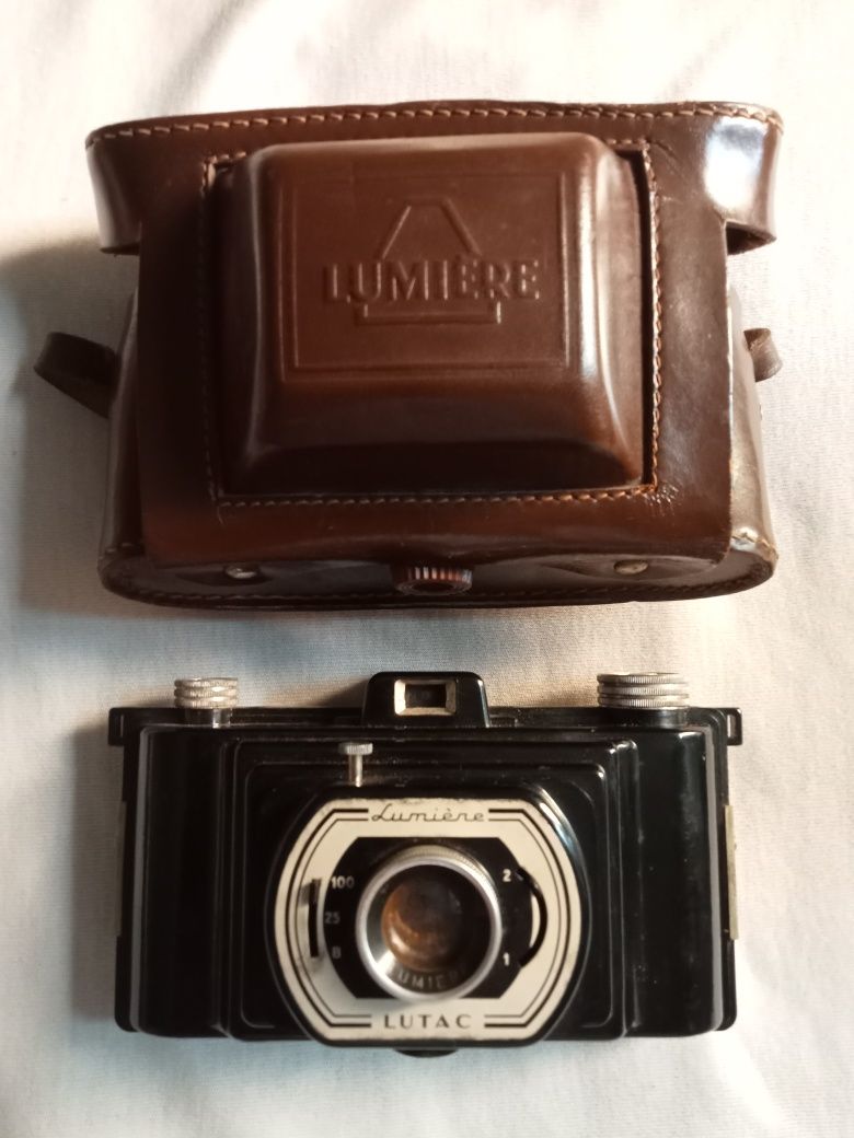 Продам фотокамеру Kodak, Lumiere Lutac France