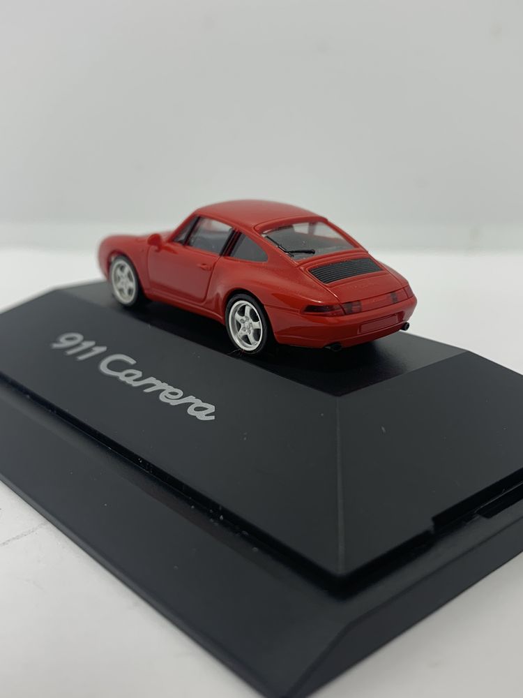 Porsche 911 Carrera da Herpa escala 1/87