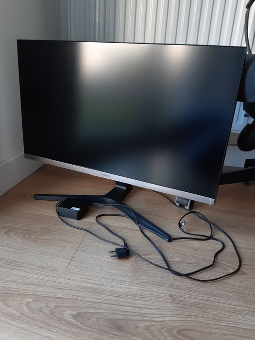 Monitor Samsung LU28R55UQRXEN