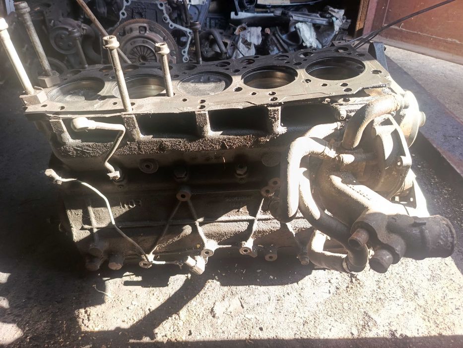 Блок двигуна в зборі Jeep Grand Cherokee WJ 3.1D