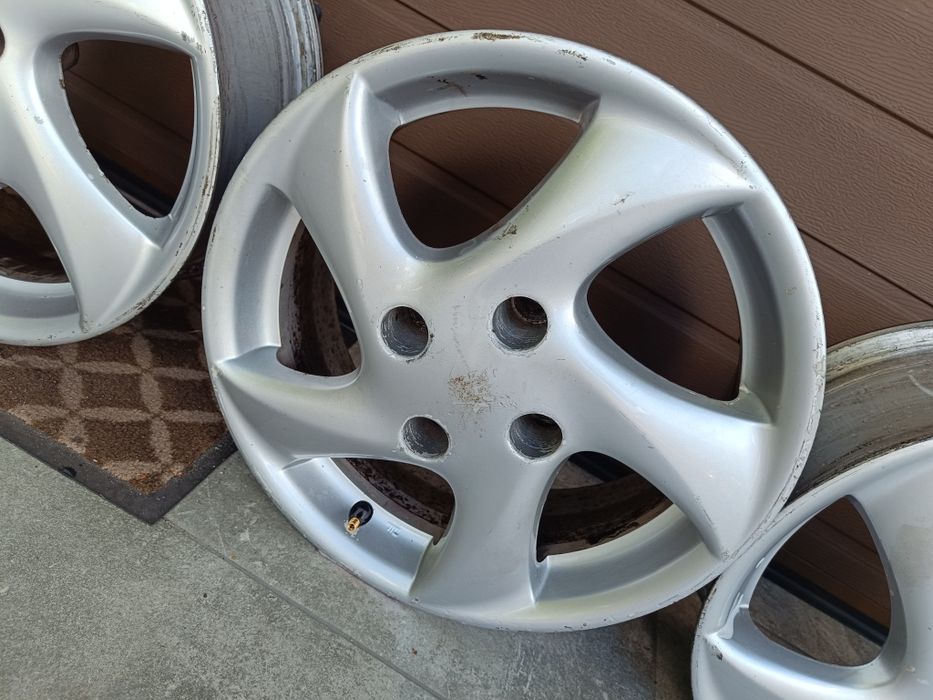 Felgi aluminiowe Peugeot 206 15stki oryginalne cena komplet !